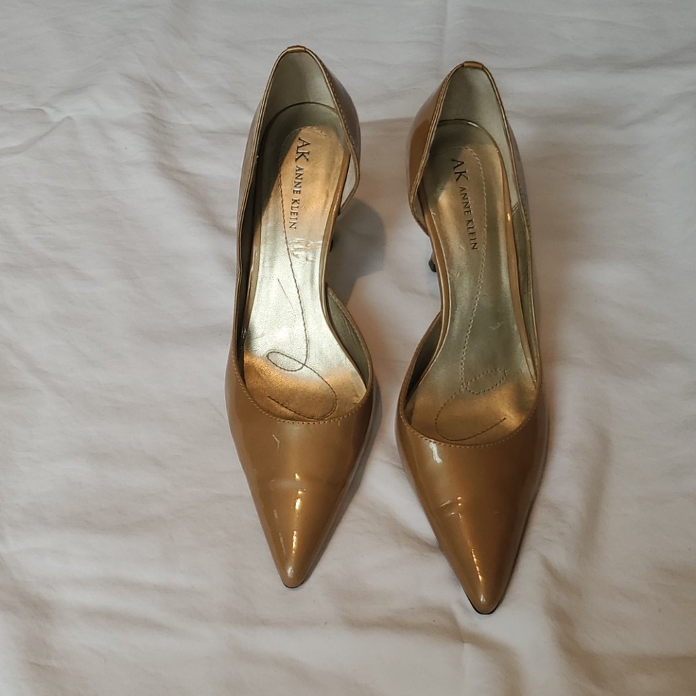 Gold heels